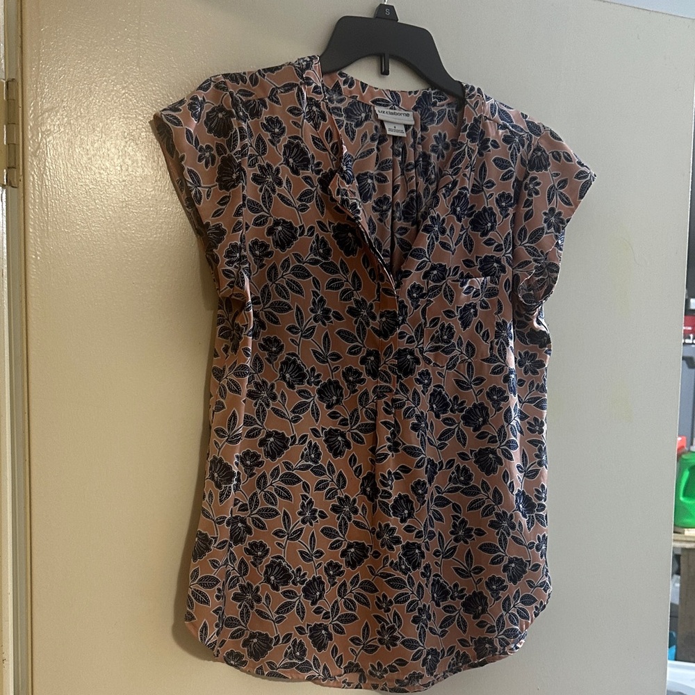 Liz Claiborne Floral Print Women's Top size small